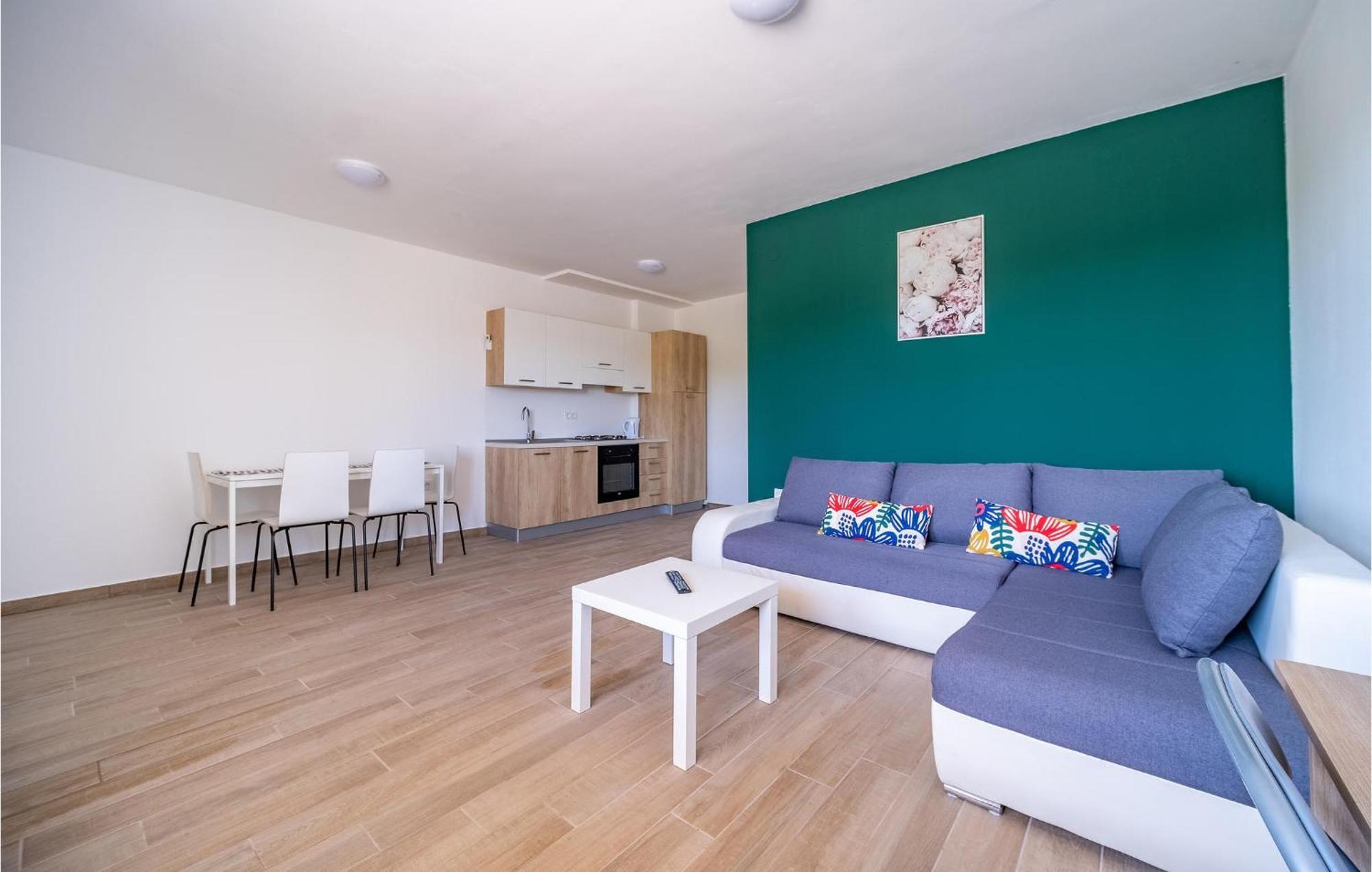 1 Bedroom Beautiful Apartment In Rakovica Exterior photo